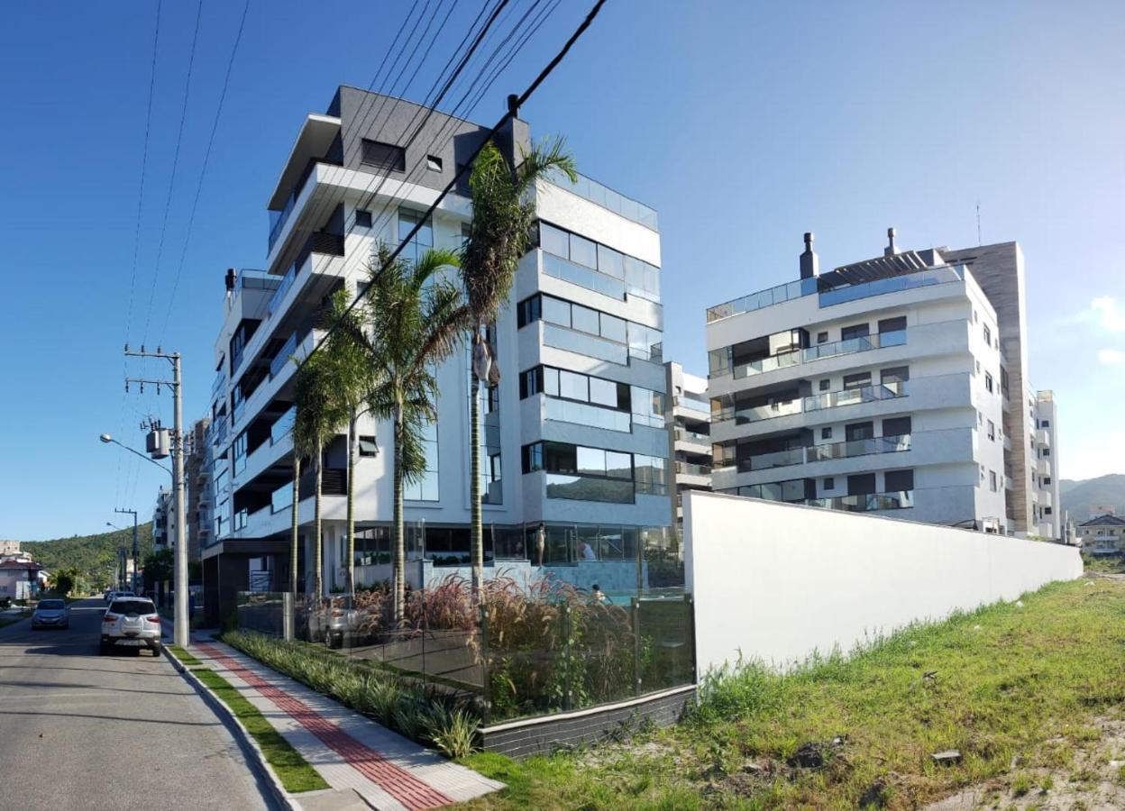Cobertura Velejar Em Condominio Clube - Com Area De Lazer Governador Celso Ramos Εξωτερικό φωτογραφία